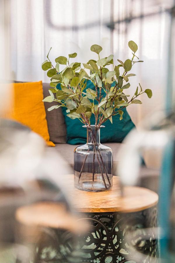 Stylish Oasis Central Apartment With Ac And Parking Budapest Exterior photo
